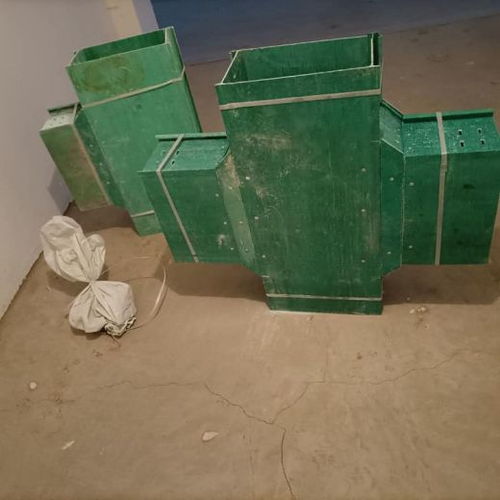 梯形线缆槽盒 阜阳玻璃钢电缆桥架的工程与应用解析
